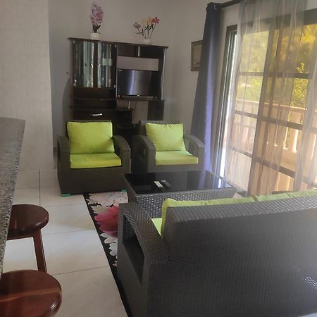 Sue-Etoile Self Catering Apartment Pointe Au Sel ภายนอก รูปภาพ